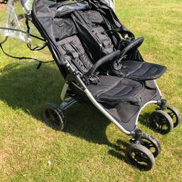 Red kite double buggy

In good used condition, comes with basket underneath and double raincover