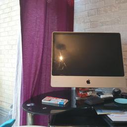 iMac for sale. think graphics card has gone as it shows a link screen wen turned on. selling as have laptop for work now and dont have time to repair