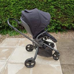 Can be rear or forward facing, seated up right to lay down easily. Shopping basket and height adjustable handle. Easy to put down. Front wheels can be on swivel or locked.
Comes with rain cover and cosy toes.

Used condition from a smoke free home.

Collection only.
