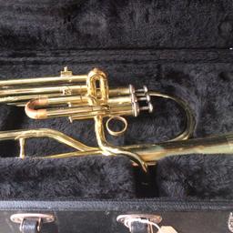 Jupiter Eb Tenor Horn In Good plating Condition
Ideal starting instrument 
Case and new mouthpiece included 2 available