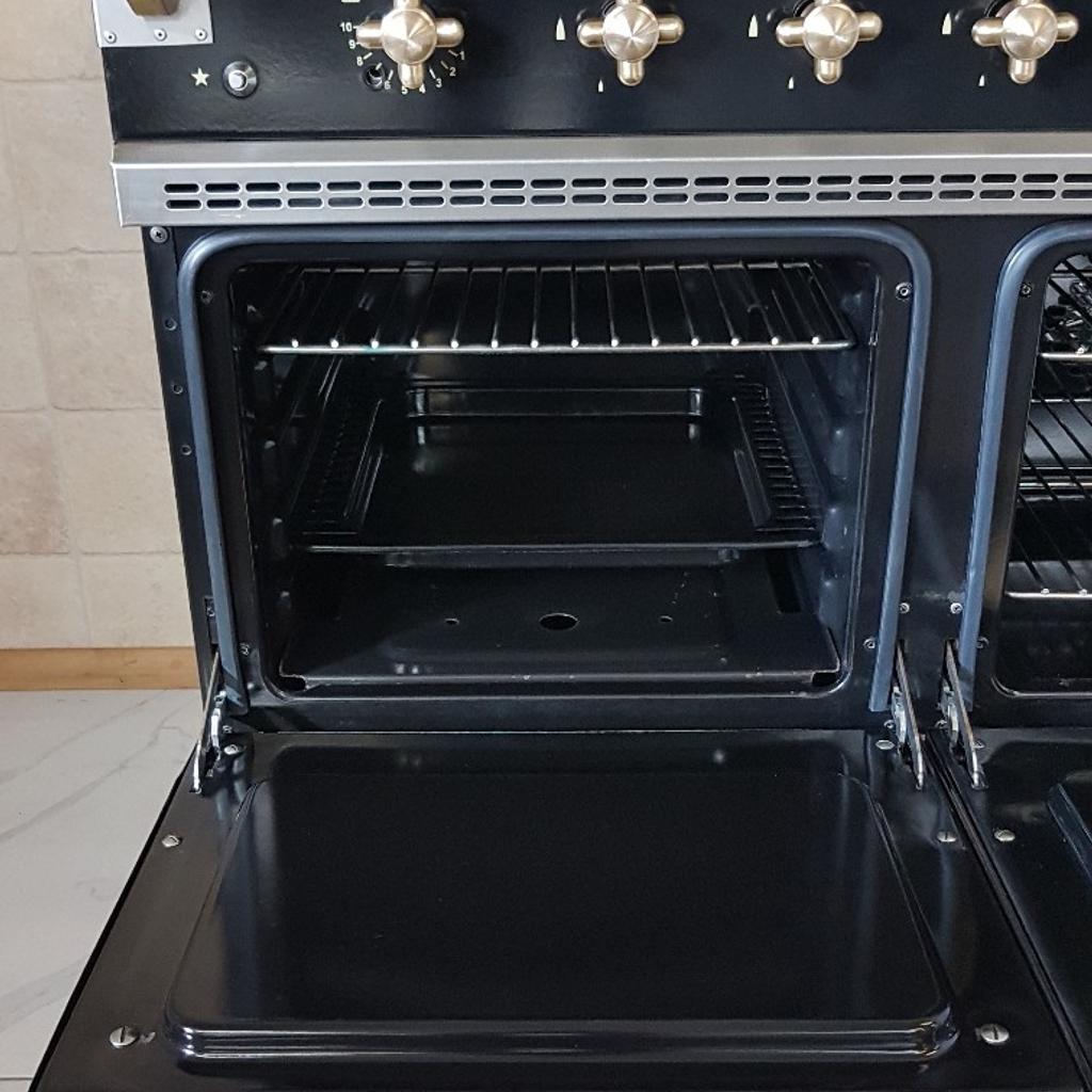LACANCHE CLUNY 100 RANGE COOKER . BLACK in BD5 Bradford for £2,000.00