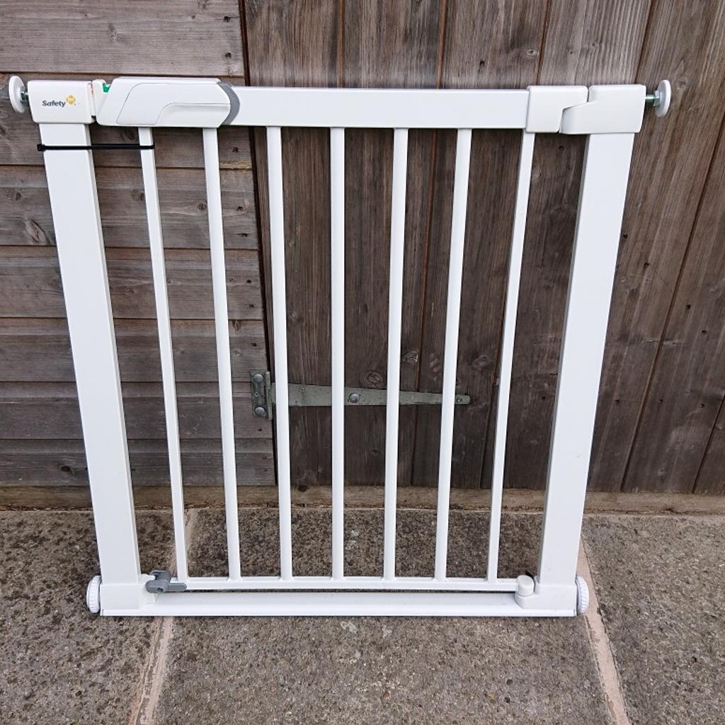 Safety First Baby Gate in St Helens für £ 15,00 zum Verkauf Shpock AT
