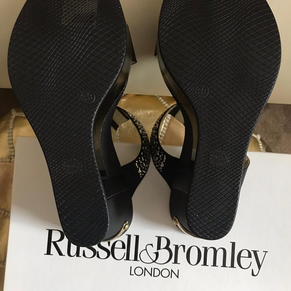 Russell and bromley bella 2024 wedges