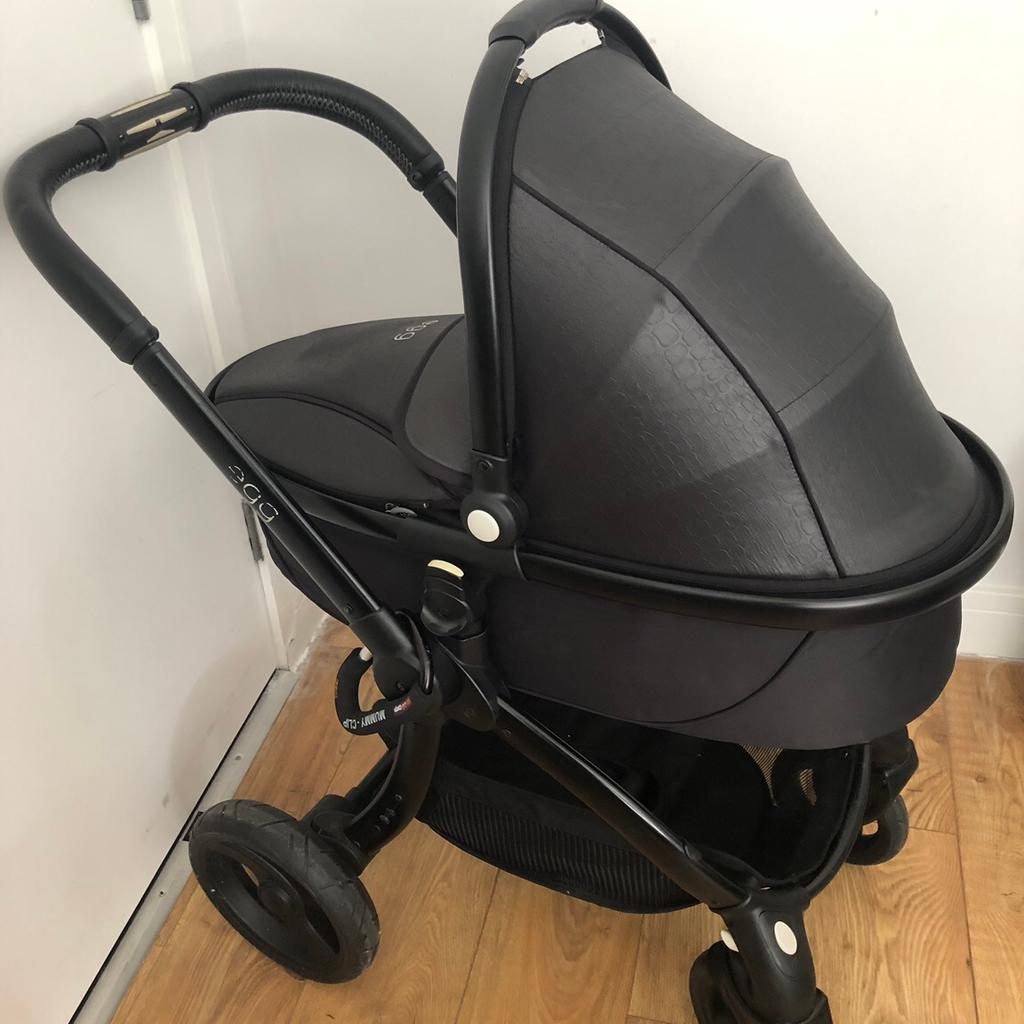 Limited Edition Egg Stroller Jurassic Black in NW10 London for