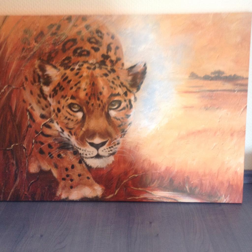 Verkaufe ein sehr schönes Bild mit einem Leoparden Motiv in der Größe 78 x55 cm . Nur Abholung.