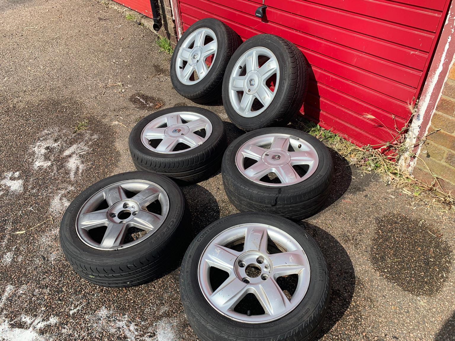 Renault Clio mk2 alloys in BR5 London for £35.00 for sale | Shpock