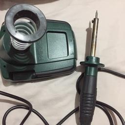Soldering iron with holder.
Please note clips are missing and only comes with attached soldering tip and no sponge.
Collection allerton Liverpool