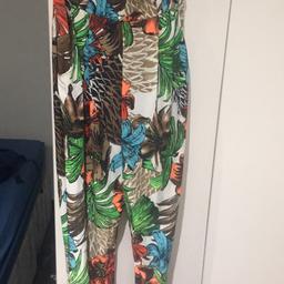 US Size Large but runs small . Brand new never worn. Still has tag , The second photo is only to give you an idea of what it looks like in case the picture didn’t do it justice. Collection only.