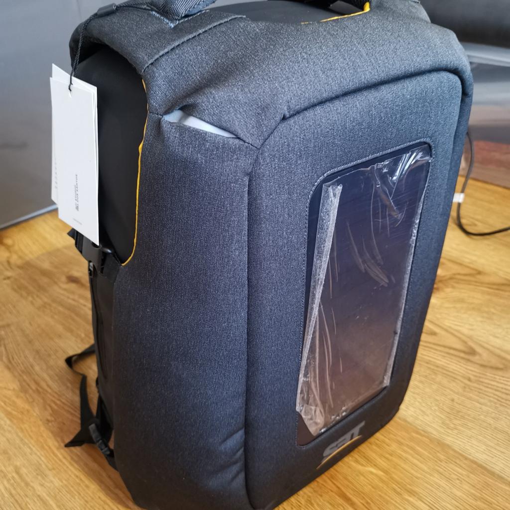 Numi smart cheap travel backpack