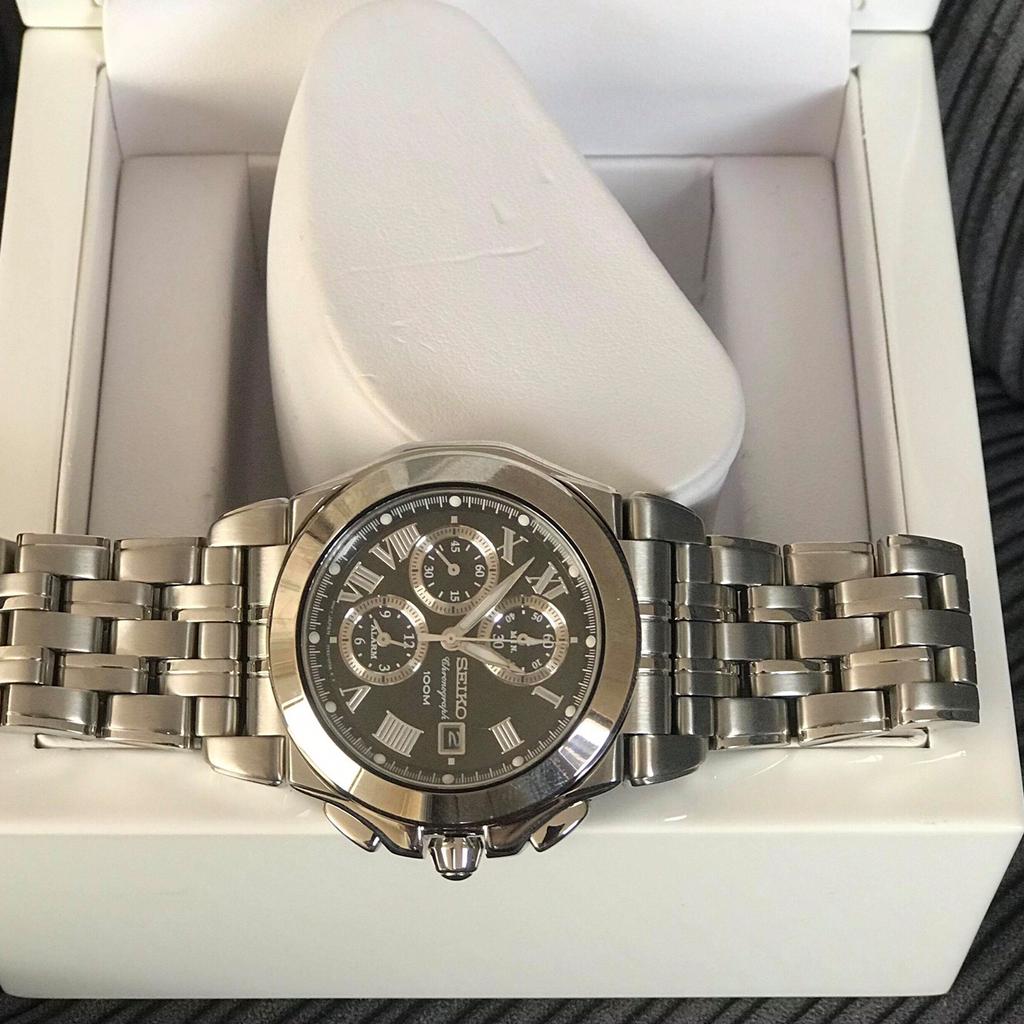 Seiko chronograph 100m quartz cal. 7T62 watch in BD21 Bradford f r