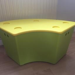 Selling this storage bench seat.  Ideal for a toy box.  Etc lid comes off good condition 

Collect Brigstock village or I can deliver locally for small fuel Cost