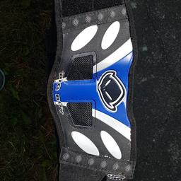 Sons kidney belt, protects from falls and branches, selling as son no longer rides. Other gear available just message if interested. St. Stephen