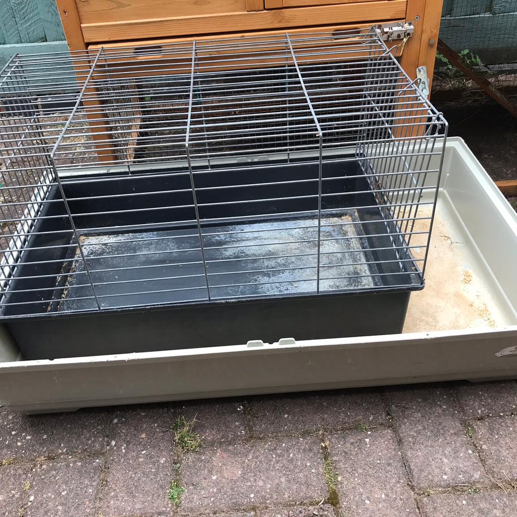 Rabbit hutch and run + more in CV3 Coventry for £60.00 for sale Shpock