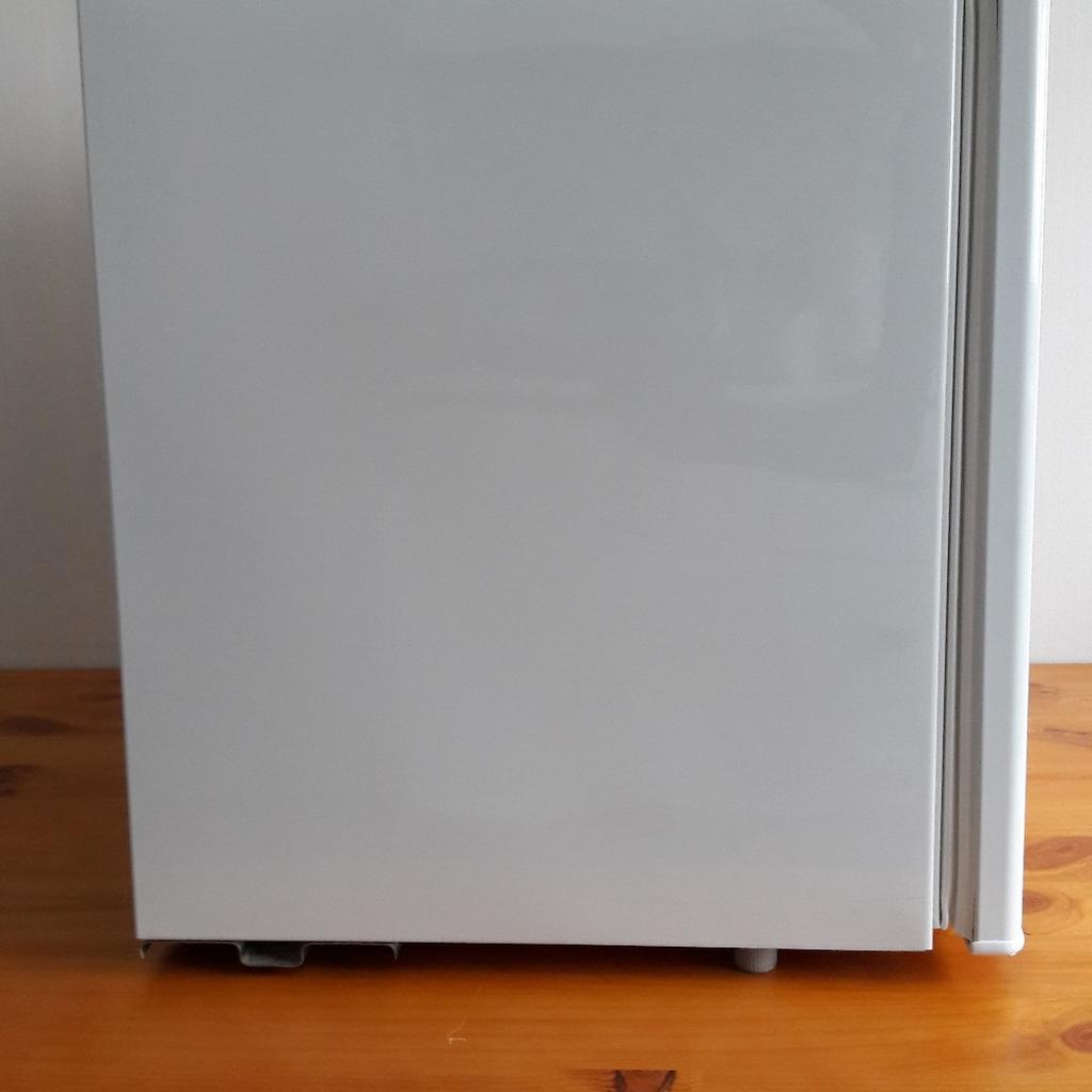 Matsui mini fridge in SW18 Wandsworth for £50.00 for sale Shpock