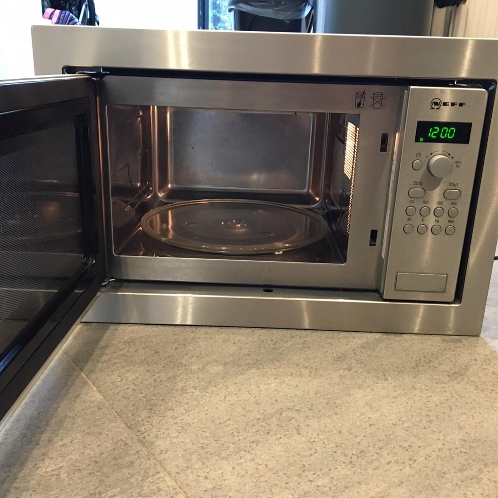 Neff microwave built in for 60cm unit in W9 London for £10.00 for sale
