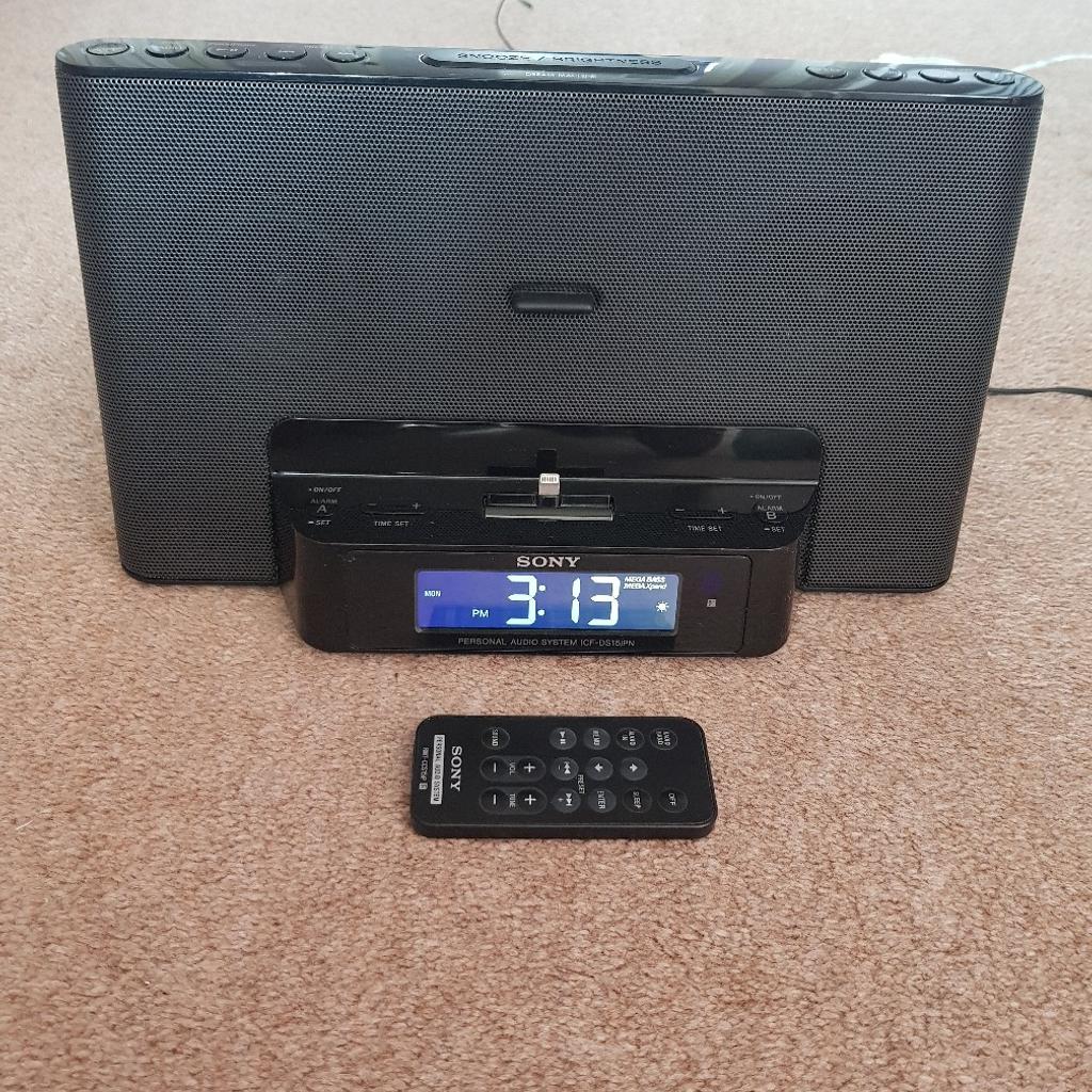 Sony Lightning iPhone iPad docking station in S62 Rotherham für 15,00