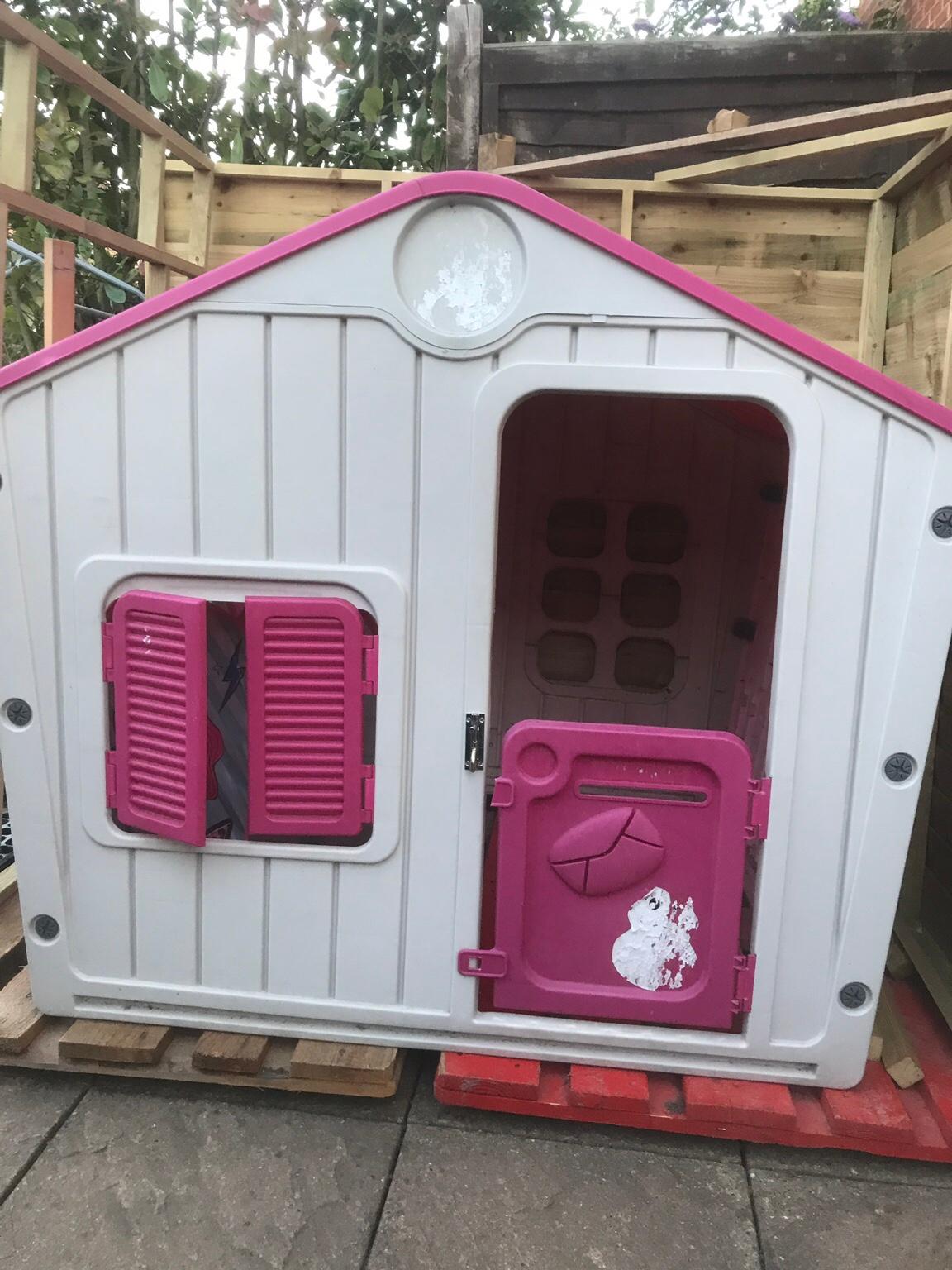 Plastic Wendy house in Dartford for £30.00 for sale Shpock