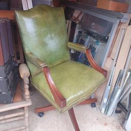 old antique desk and office chair with green leather seat and desk top, no keys delivery is possible