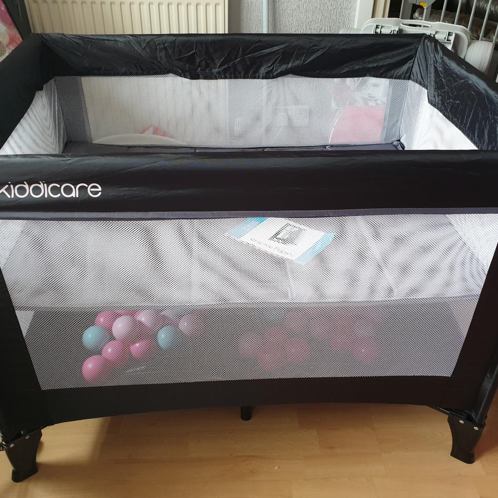 Kiddicare hotsell travel cot