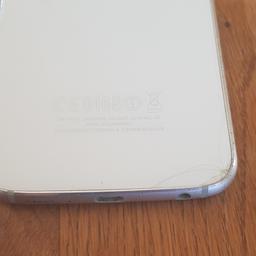 Ich verkaufe hier das Samsung S6. Auf der Rückseite sind Kratzer, vorne jedoch nicht.  Es funktioniert einwandfrei.

Nur Abholung!
