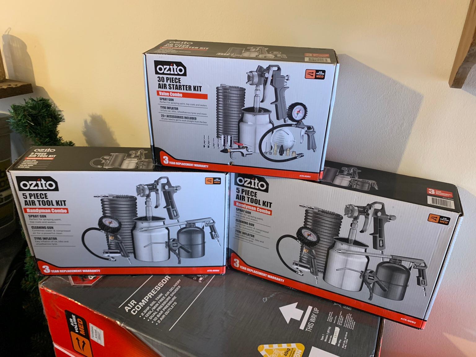 Full Boar Air compressor and accessories in NG19 Nottinghamshire for £100.00 for sale Shpock