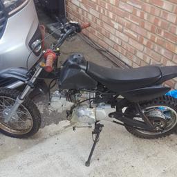 125cc 4 speed manual g.box.
bought as a project but dont have the time to complete it.
needs a clutch lever and cable fitting to it.