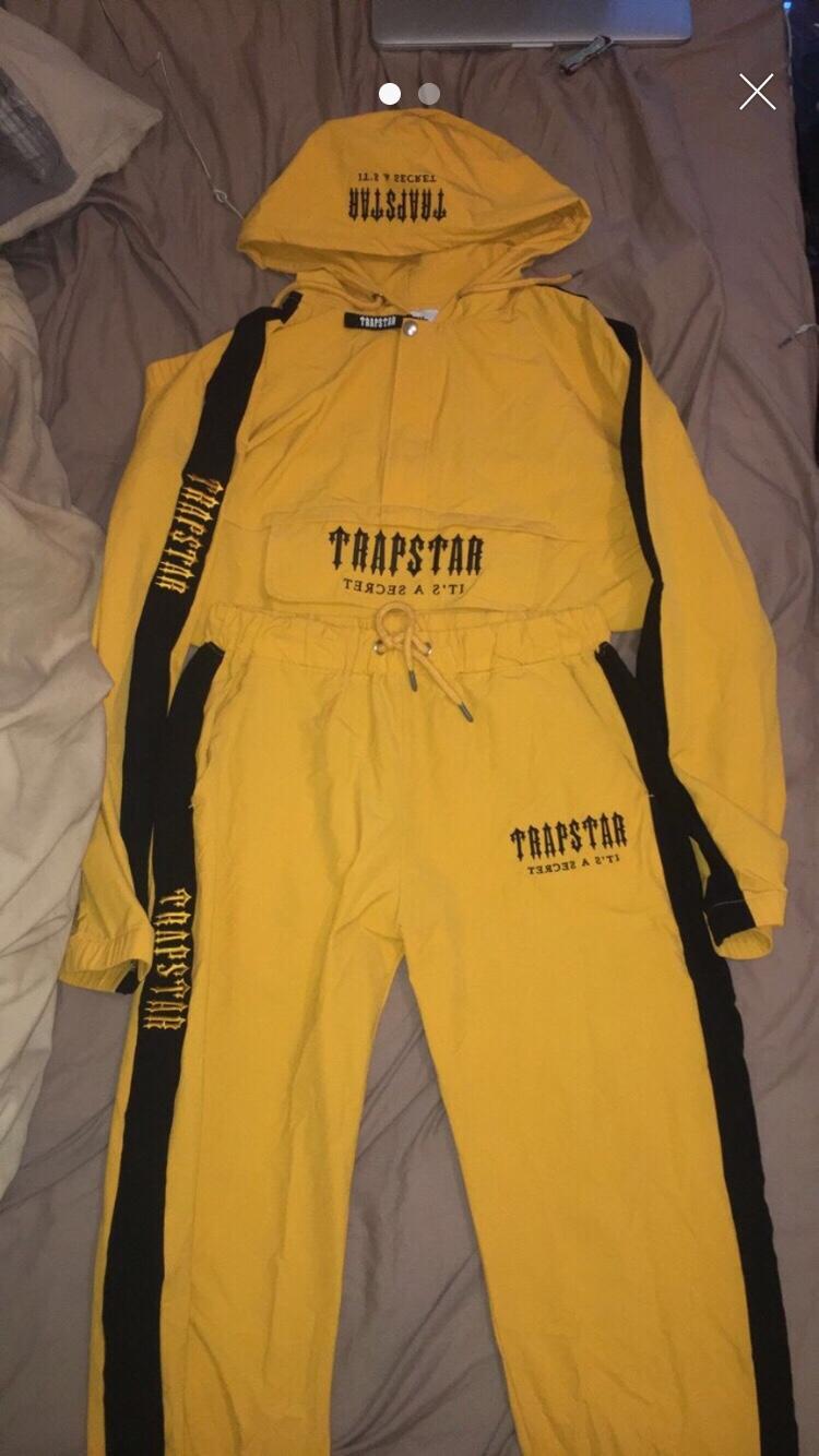 TRAPSTAR MENS SIZE MEDUIM TRACKSUIT AUTHENTIC in B13 Birmingham for £85