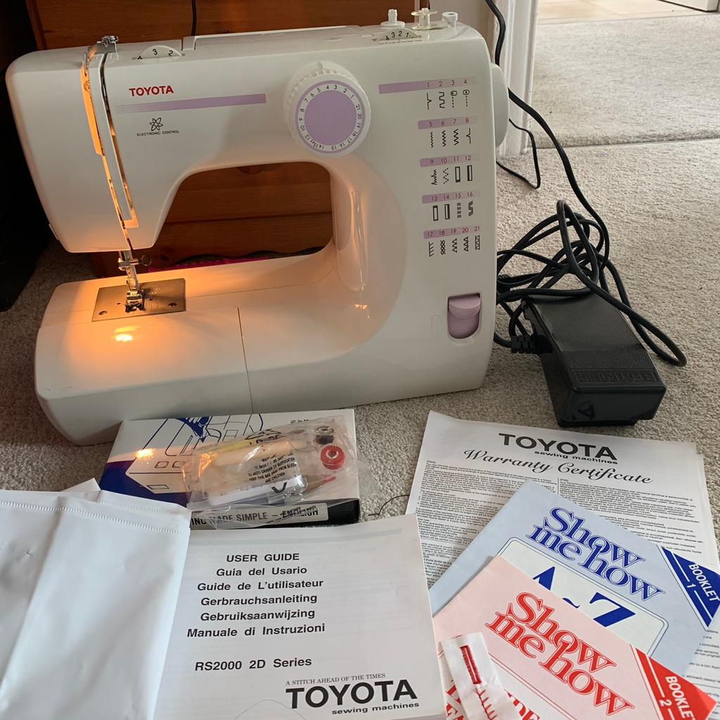 Toyota sewing machine RS2000 2D series in NE6 Tyne for £50.00 for sale