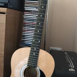 Martin Smith guitar, comes with the stand. 
Very good condition and barely used. 
Collection only.