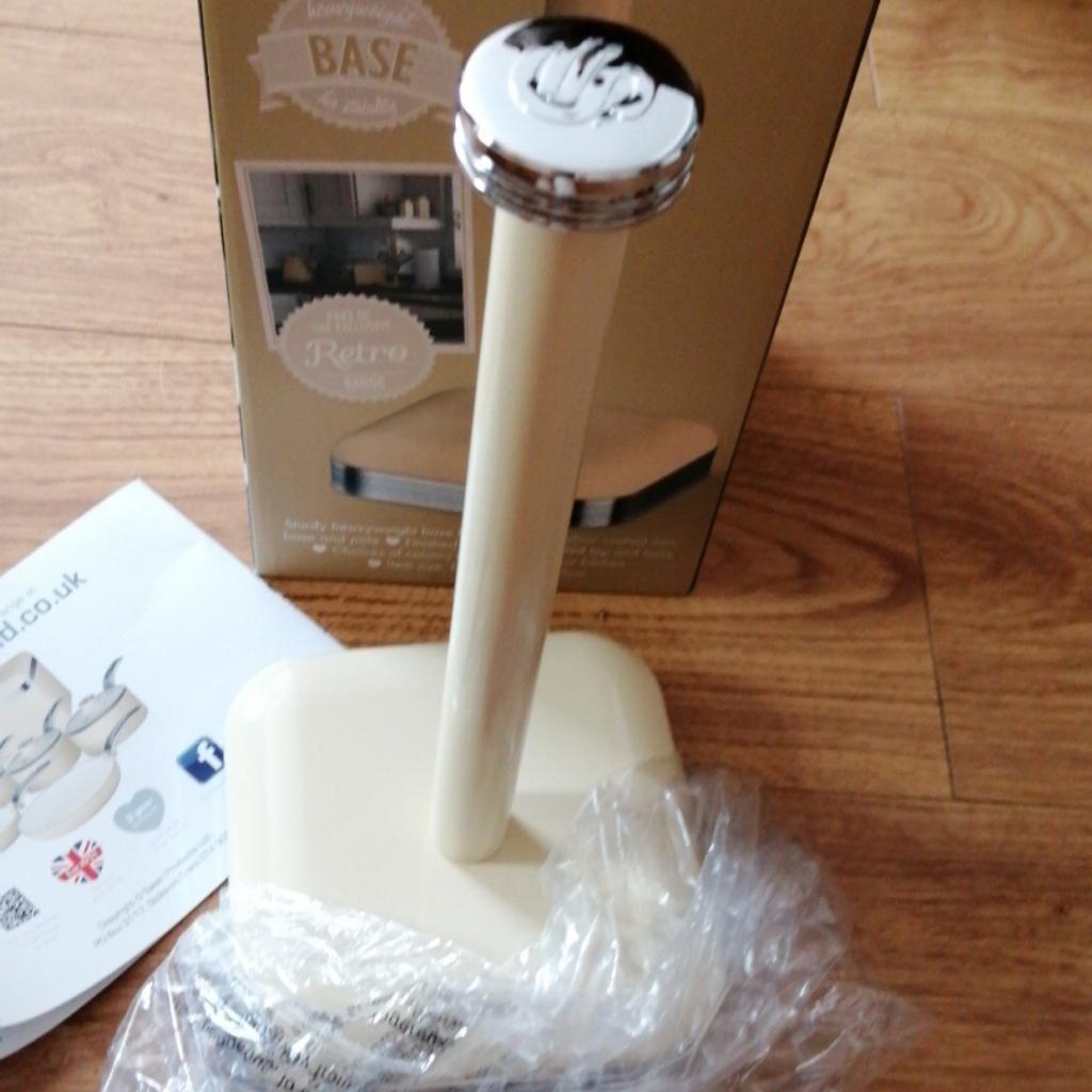 Swan Retro Kitchen Roll Holder in BR5 London for £8.00 for sale Shpock