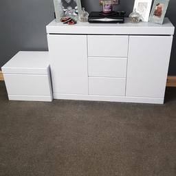 Sideboard H80 W118 D42
Lamp table H42 W48 W48

Both in great condition, just changing my colour scheme

pick up from NE12