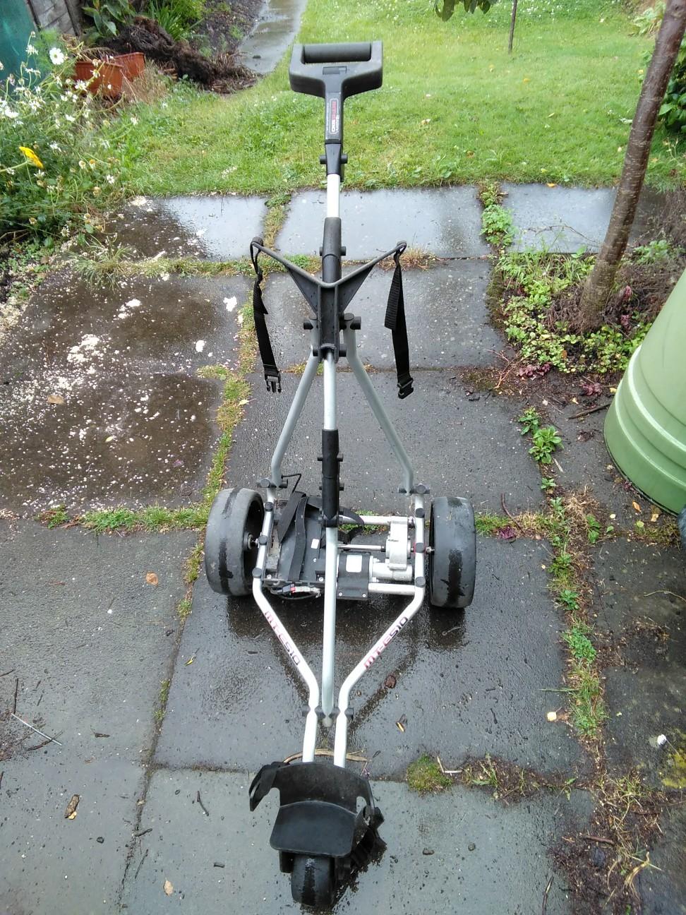 masters electric golf trolley in East Staffordshire for £75.00 for sale ...