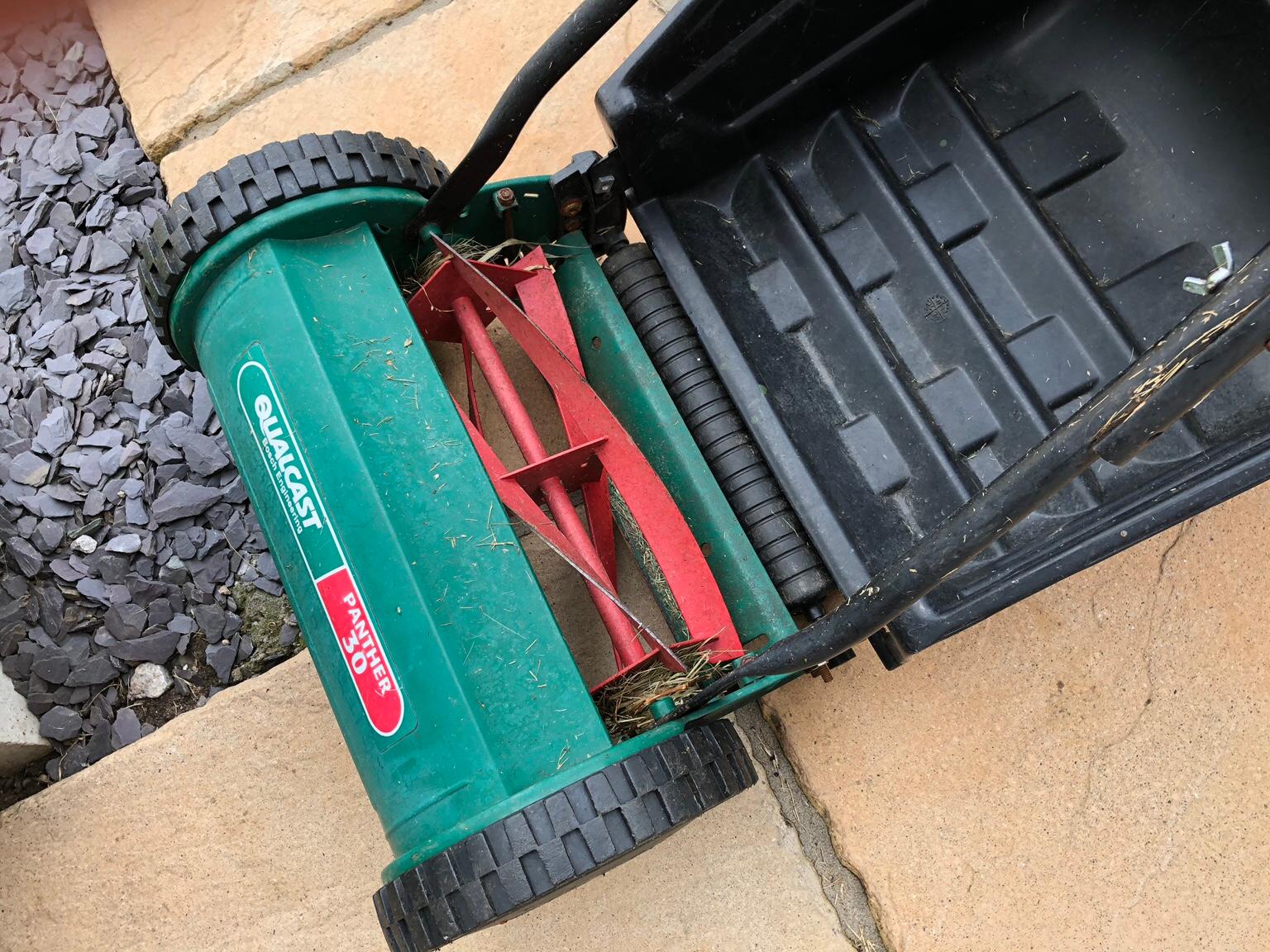Qualcast discount panther 30
