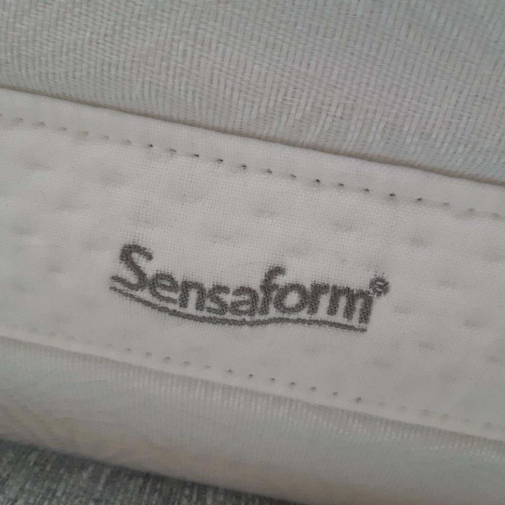 Sensaform Airstream Memory 3000 Mattress in RM13 London for £100.00 for