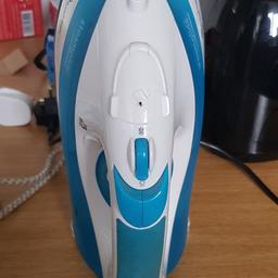 Great working order, steam iron. Just bought a new one so no longer need this one.