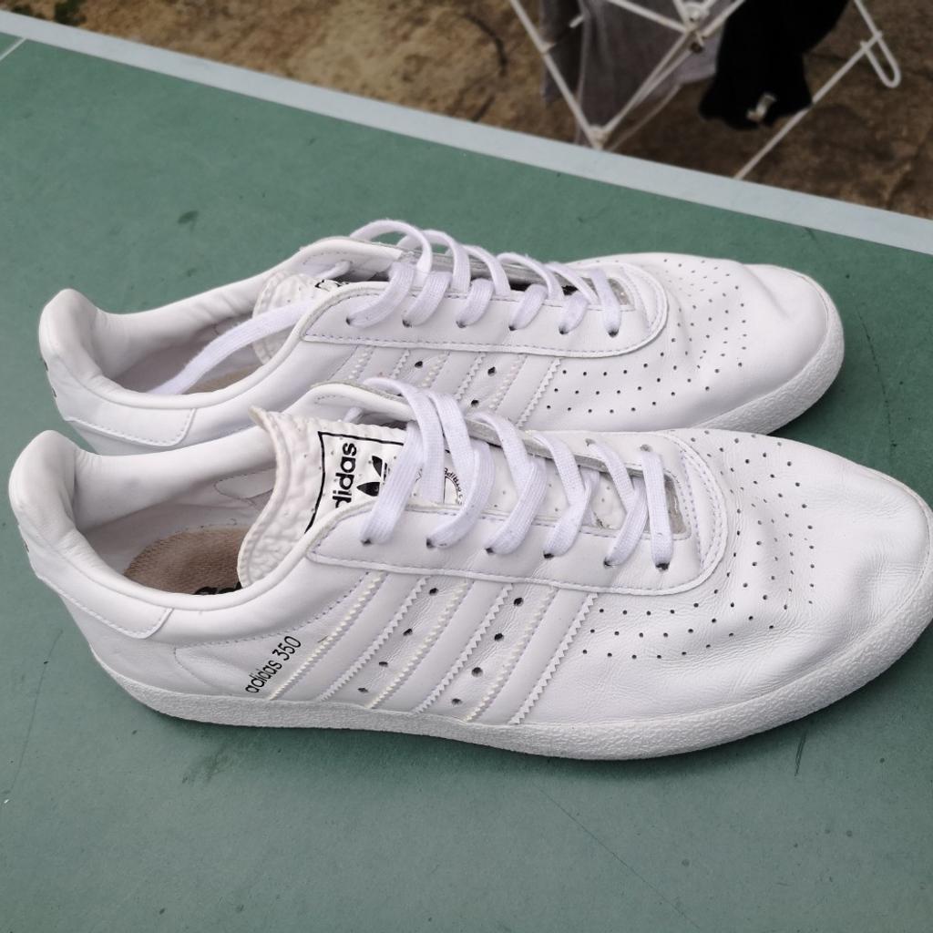 Adidas mens size 8 trainers in DA7 Bexley for £15.00 for sale | Shpock