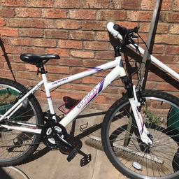 Ladies mountain bike, very good condition hardly used. Collection only