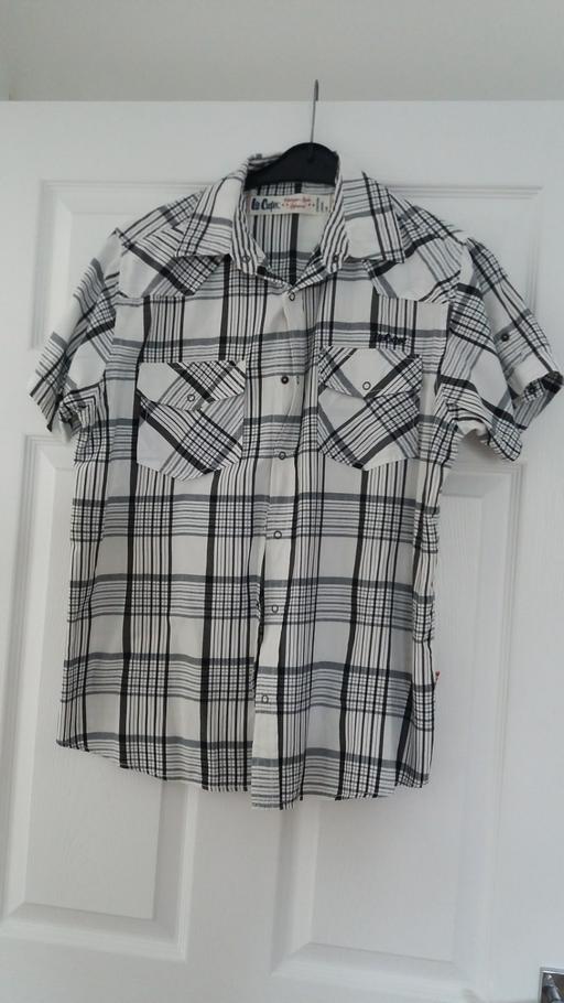 Buy & Sell Worcestershire Bromsgrove - Photos for Men's Short sleeved Shirt M