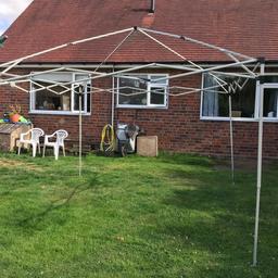 Used pop up Gazebo with green canopy no sides. 3 X 3 needs guide ropes or sand bags....
