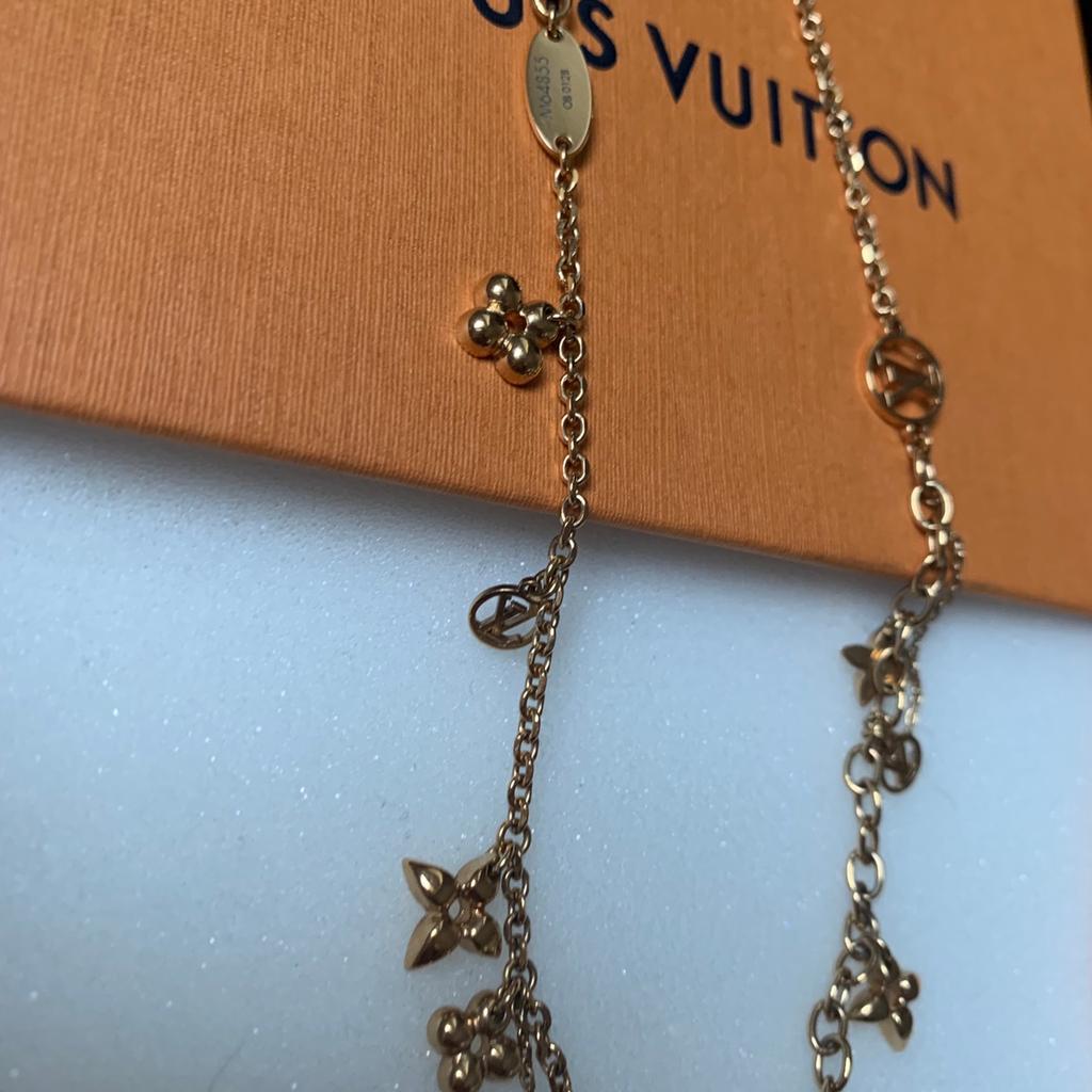 Louis Vuitton COLLANA FLESSIBILE BLOOMING M64855 • Revivaluxuryboutique Louis  Vuitton COLLANA FLESSIBILE BLOOMING M64855 louis vuitton gucci fendi ysl •  borse lusso usate