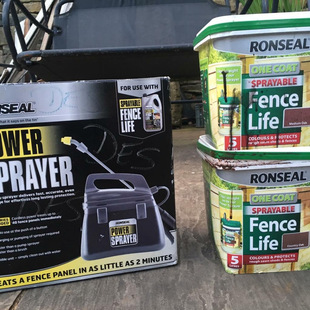 Ronseal power sprayer + 2x tubs fence paint in HX6 Calderdale for £20.