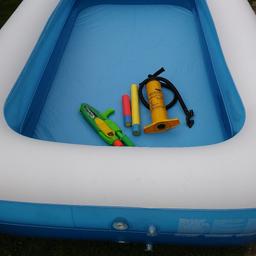 Large pool 8.5ft x 6.5 ft approx .Including hand pump ,2 soakers and and a squirter  .All great condition .Bargain £10