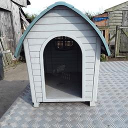 small plastic dog kennel for sale in good condition cost £45 new selling for £25