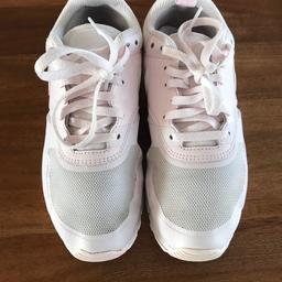 Nike Air pale pink trainers size 3 in good condition