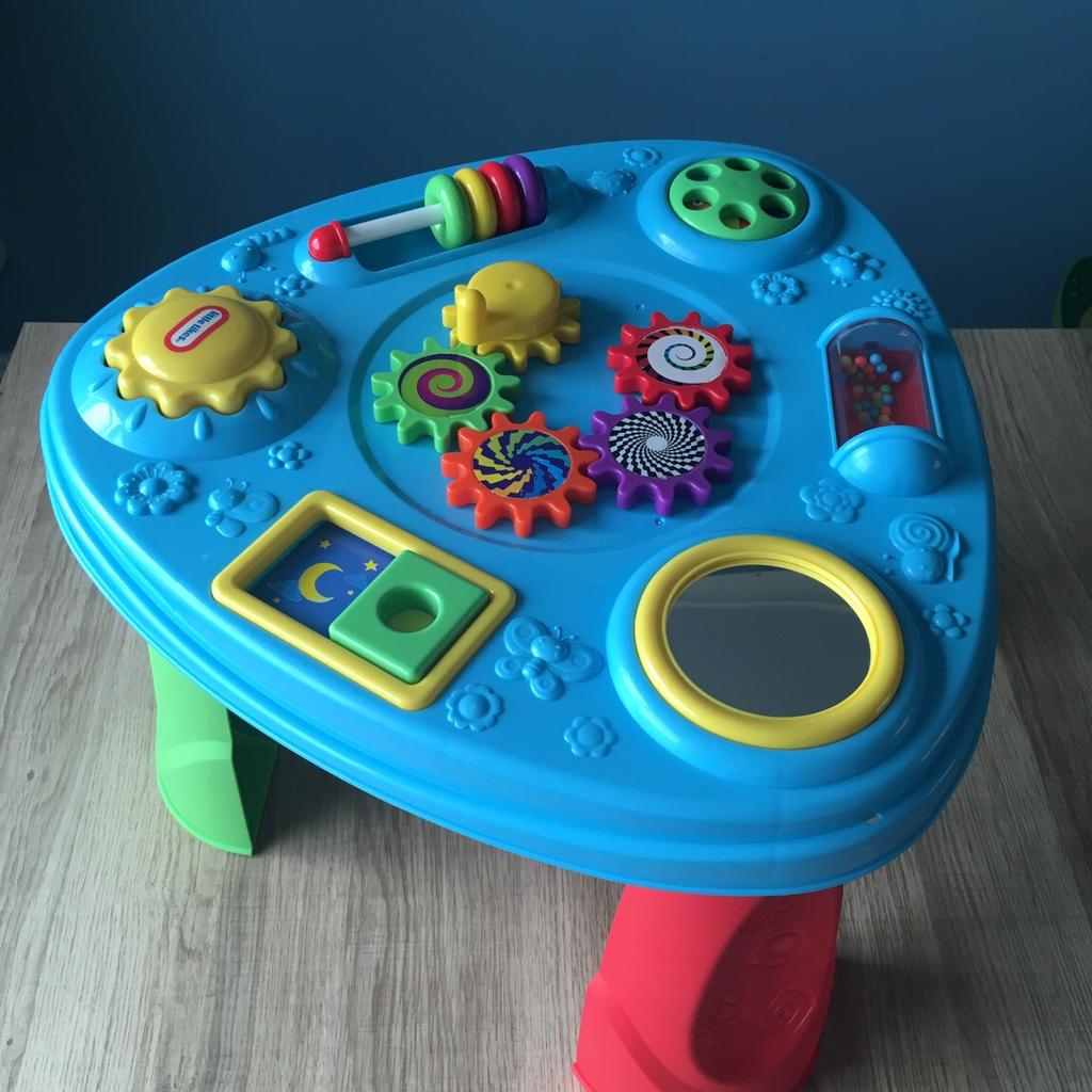 Little tikes activity table in North Warwickshire für £ 5,00 zum