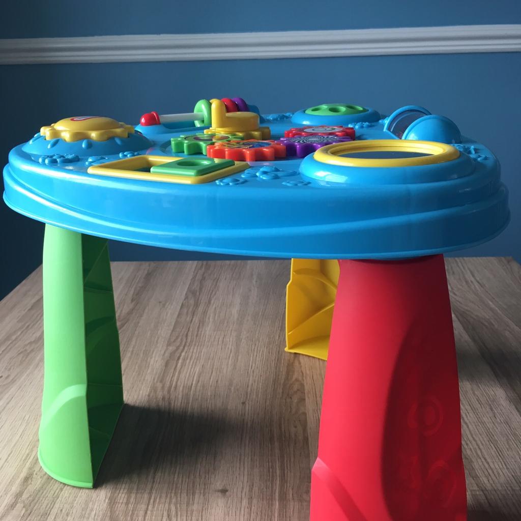 Little tikes activity table in North Warwickshire für £ 5,00 zum