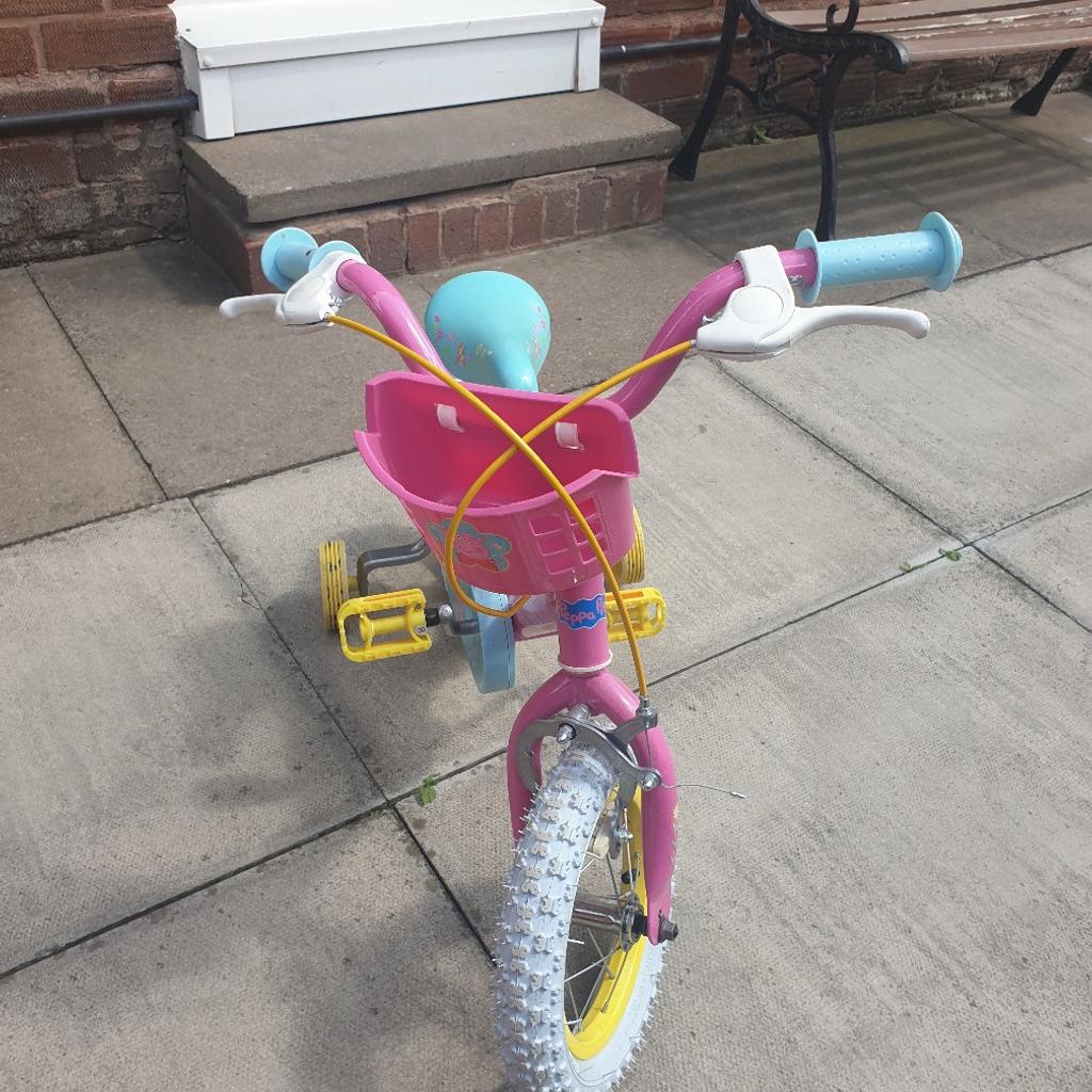 12 inch peppa pig bike with doll seat