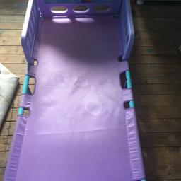Frozen toddler bed need gone collection only Wombourne £10 don’t deliever