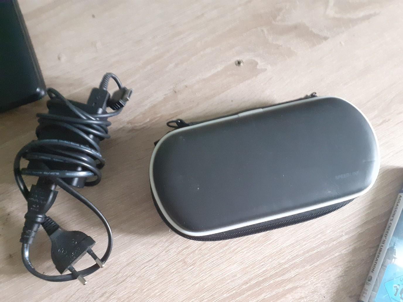 psvita-mit-reichlich-zubeh-r-in-66578-schiffweiler-f-r-75-00-zum