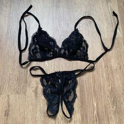 Never used, too small
Very sexy, open bra and open g-string
Original price was:149-
I can ship them, buyer pays the shipping fee